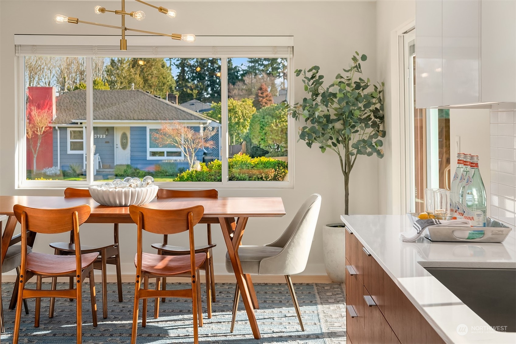 3001 West Emerson Street Seattle, WA 98199 - Photo 11 of 39