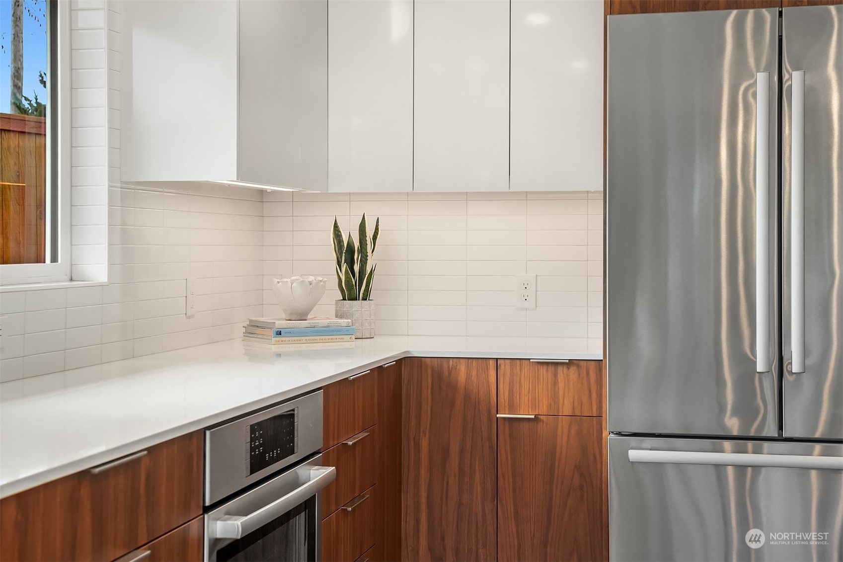 3001 West Emerson Street Seattle, WA 98199 - Photo 15 of 39