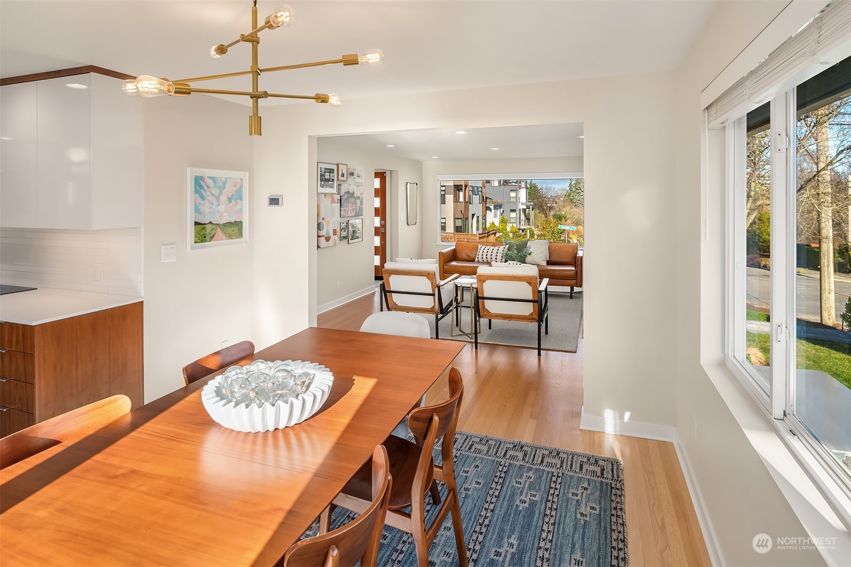3001 West Emerson Street Seattle, WA 98199 - Photo 9 of 39