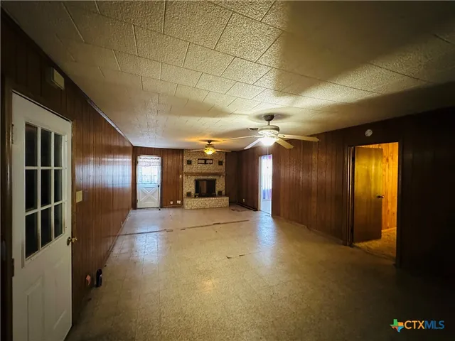 $189,900 | 13249 Highway 87, Westhoff, TX 77994