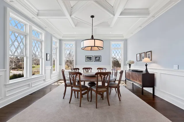 $350,000 | 27 Jones Road, East Hampton, NY 11937