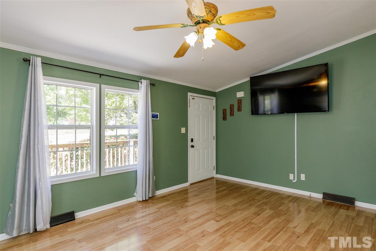 2716 Joyner Road Durham, NC 27704 - Photo 11 of 30 Gallery Image 11