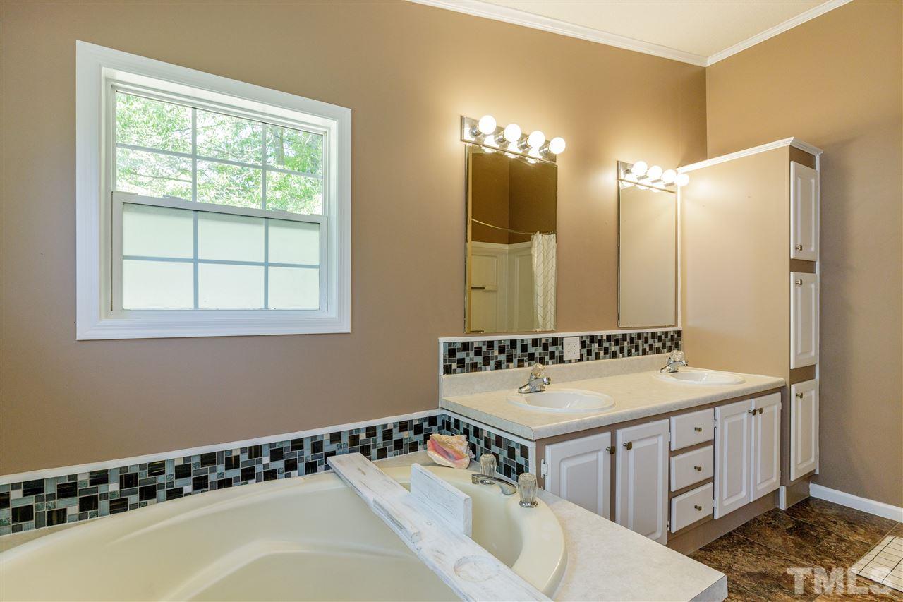 2716 Joyner Road Durham, NC 27704 - Photo 21 of 30 Gallery Image 21