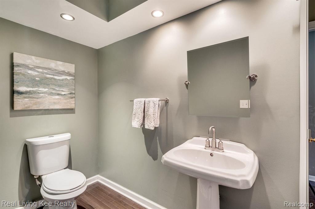 1730 Jason Circle Rochester Hills, MI 48306 - Photo 16 of 31