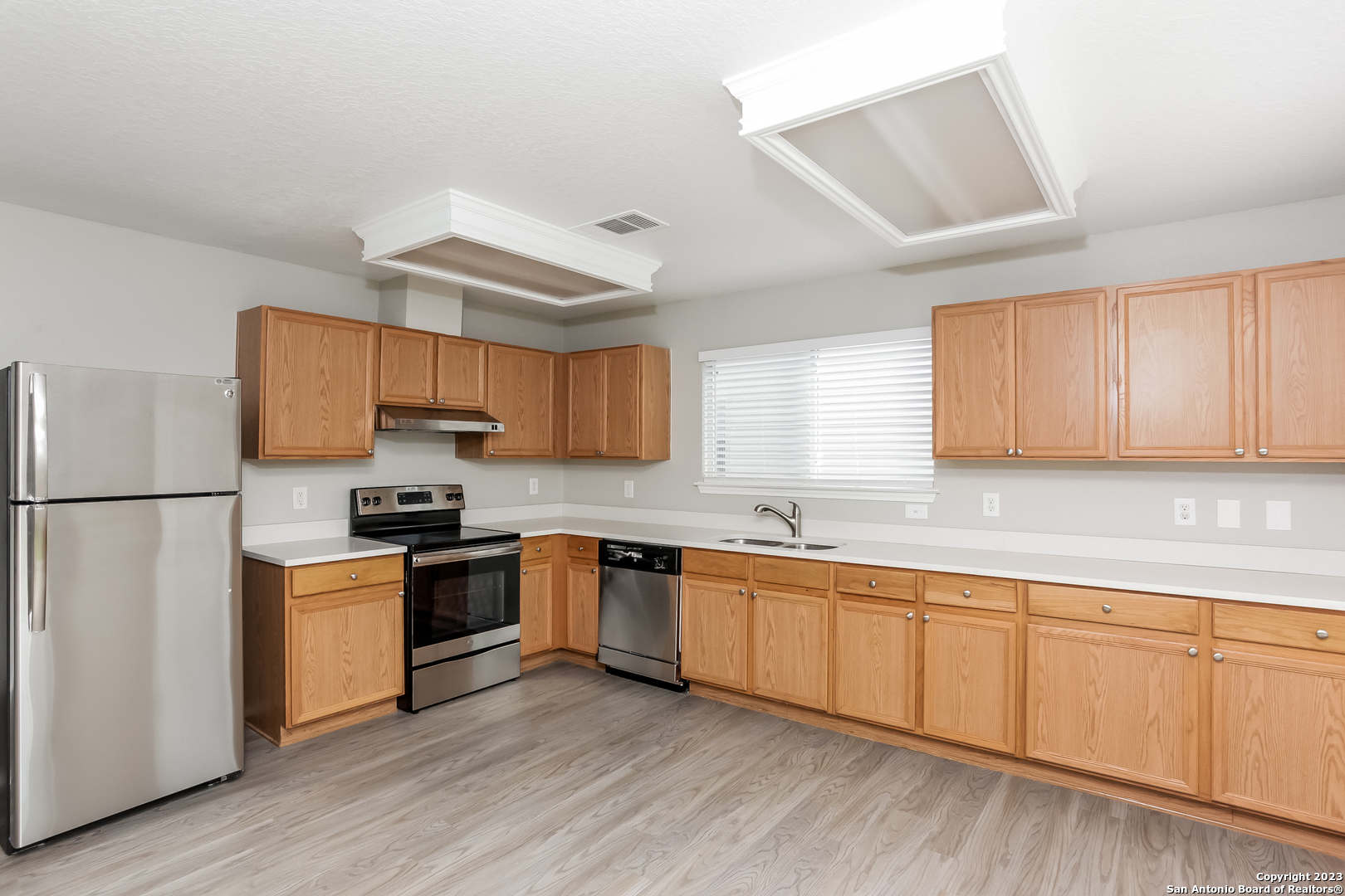 121 Angus Way Cibolo, TX 78108 - Photo 6 of 17