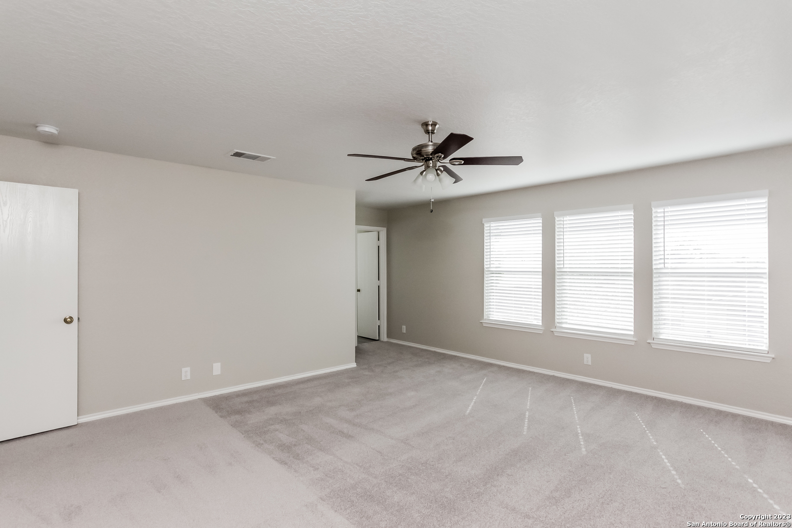 121 Angus Way Cibolo, TX 78108 - Photo 9 of 17