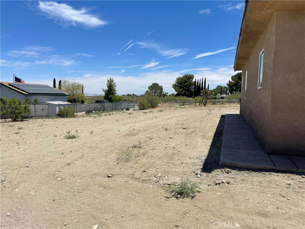 11462 Prado Road Pinon Hills, CA 92372 - Photo 15 of 133