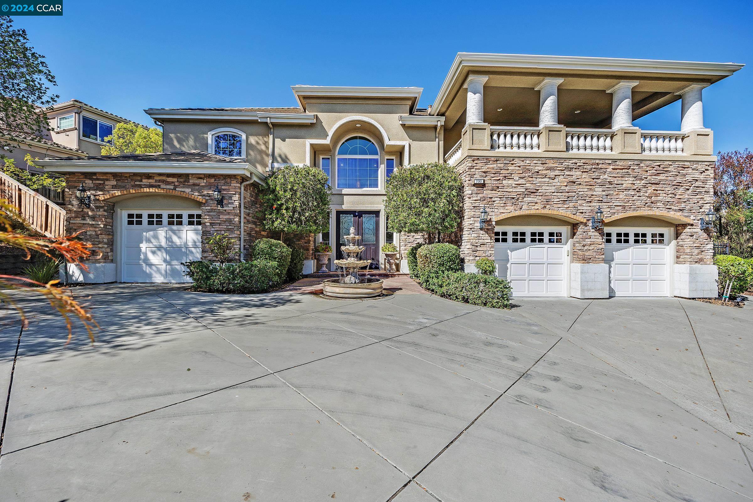 700 Ardleigh Court San Ramon, CA 94583 - Photo 1 of 1 a front view of a house with a yard