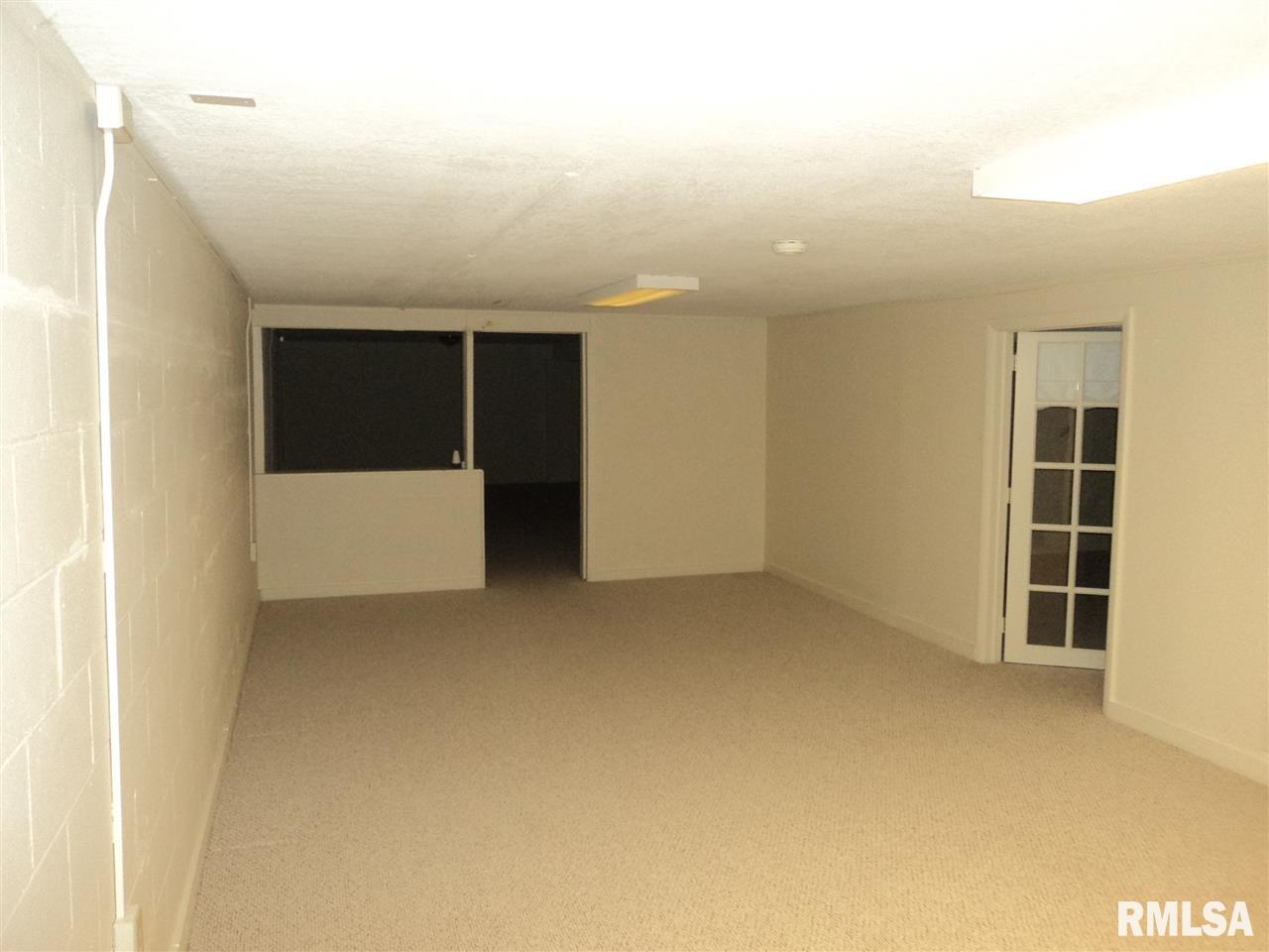 2 Pine Ridge Lane Geneseo, IL 61254 - Photo 11 of 17 Gallery Image 11