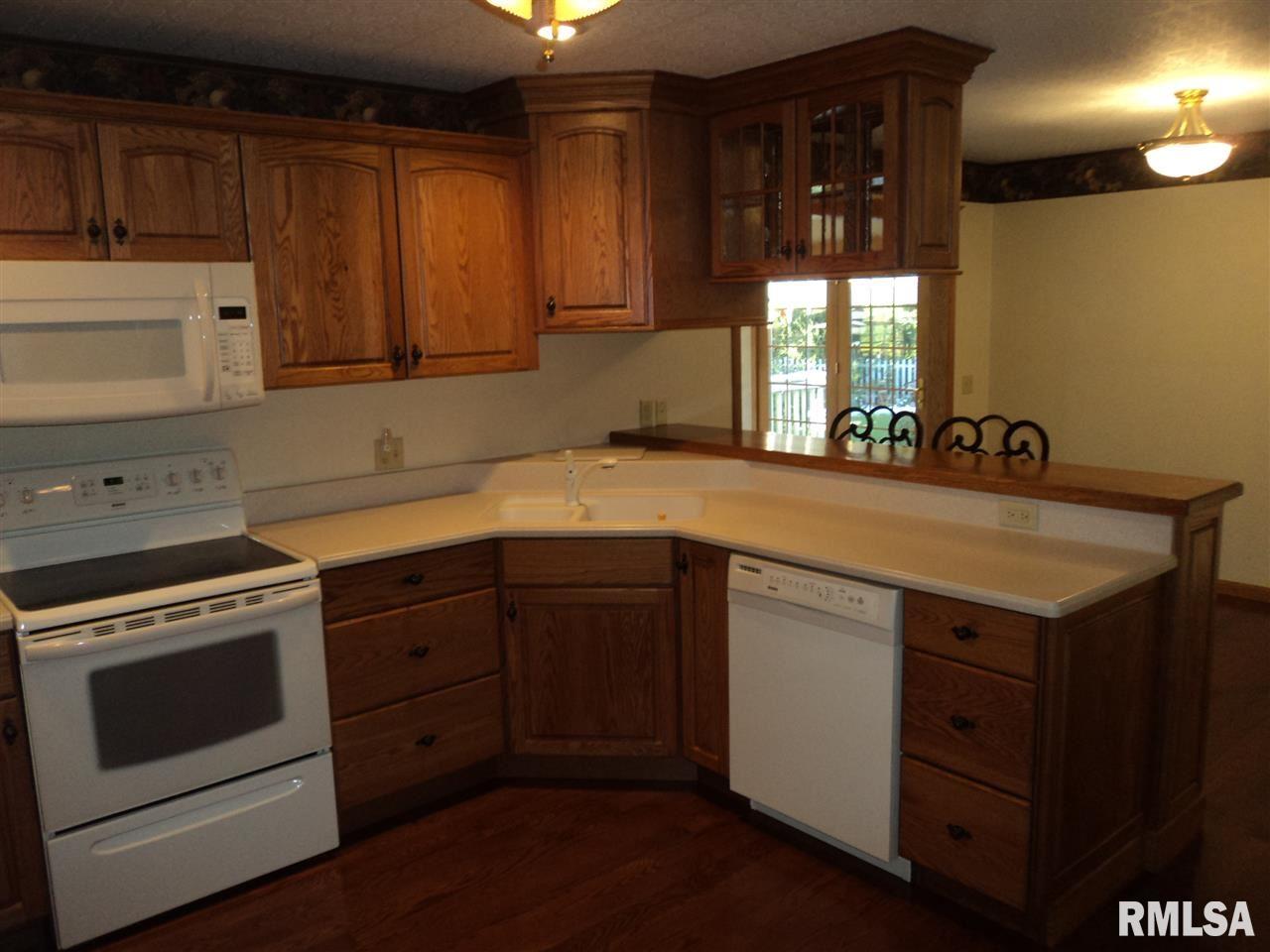2 Pine Ridge Lane Geneseo, IL 61254 - Photo 5 of 17 Gallery Image 5