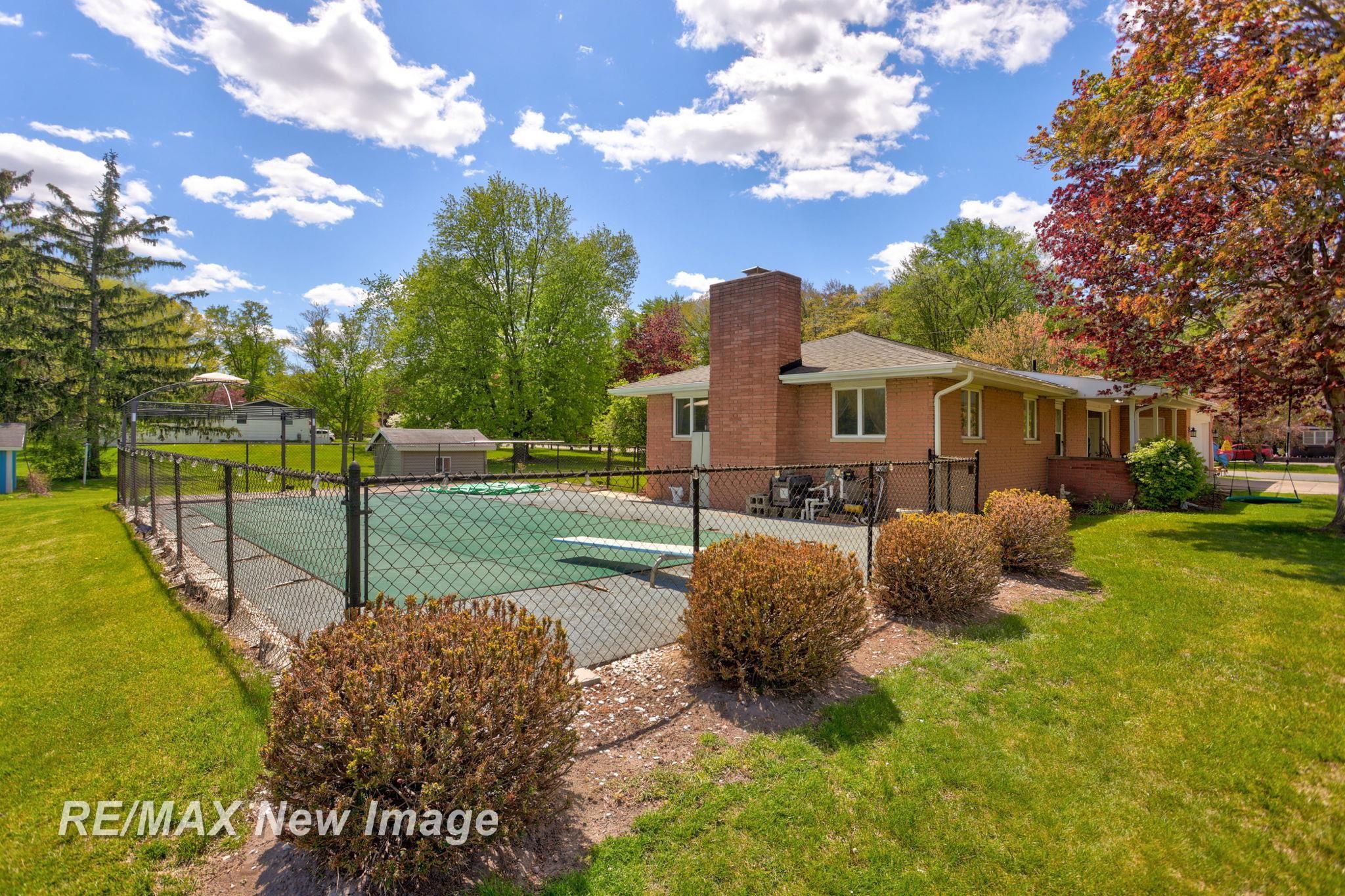 12975 Frost Road Hemlock, MI 48626 - Photo 48 of 58