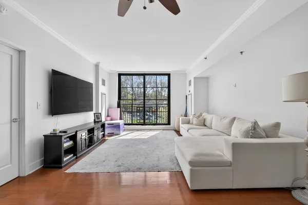 $2,595,000 | 1025 Maxwell Lane, Unit 212, Hoboken, NJ 07030