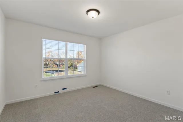 $486,623 | 31 Shady Elm Court, St. Charles, MO 63301