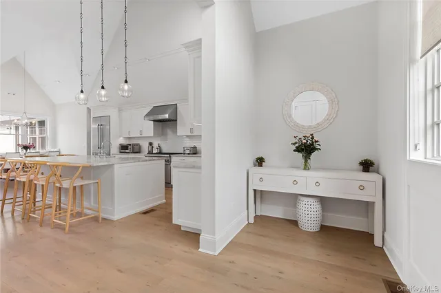 $3,495,000 | 2 Emmas Path, Remsenburg, NY 11960