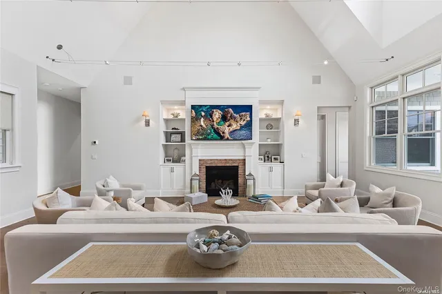 $3,495,000 | 2 Emmas Path, Remsenburg, NY 11960