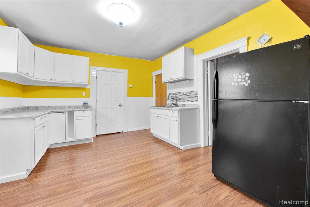 3344 Edwin Street Hamtramck, MI 48212 - Photo 7 of 28