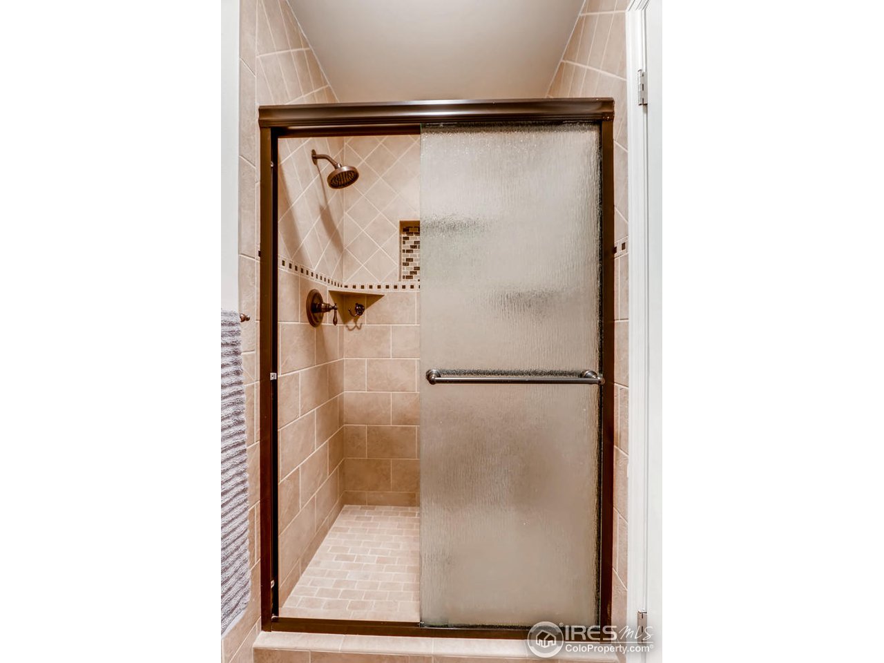 7348 Glacier View Road Longmont, CO 80503 - Photo 18 of 28 Gallery Image 18