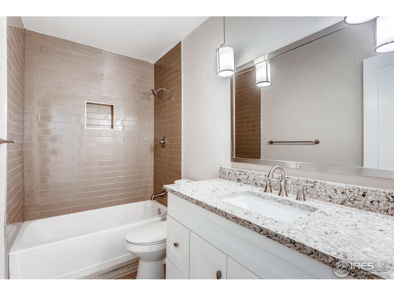 7348 Glacier View Road Longmont, CO 80503 - Photo 20 of 28 Gallery Image 20