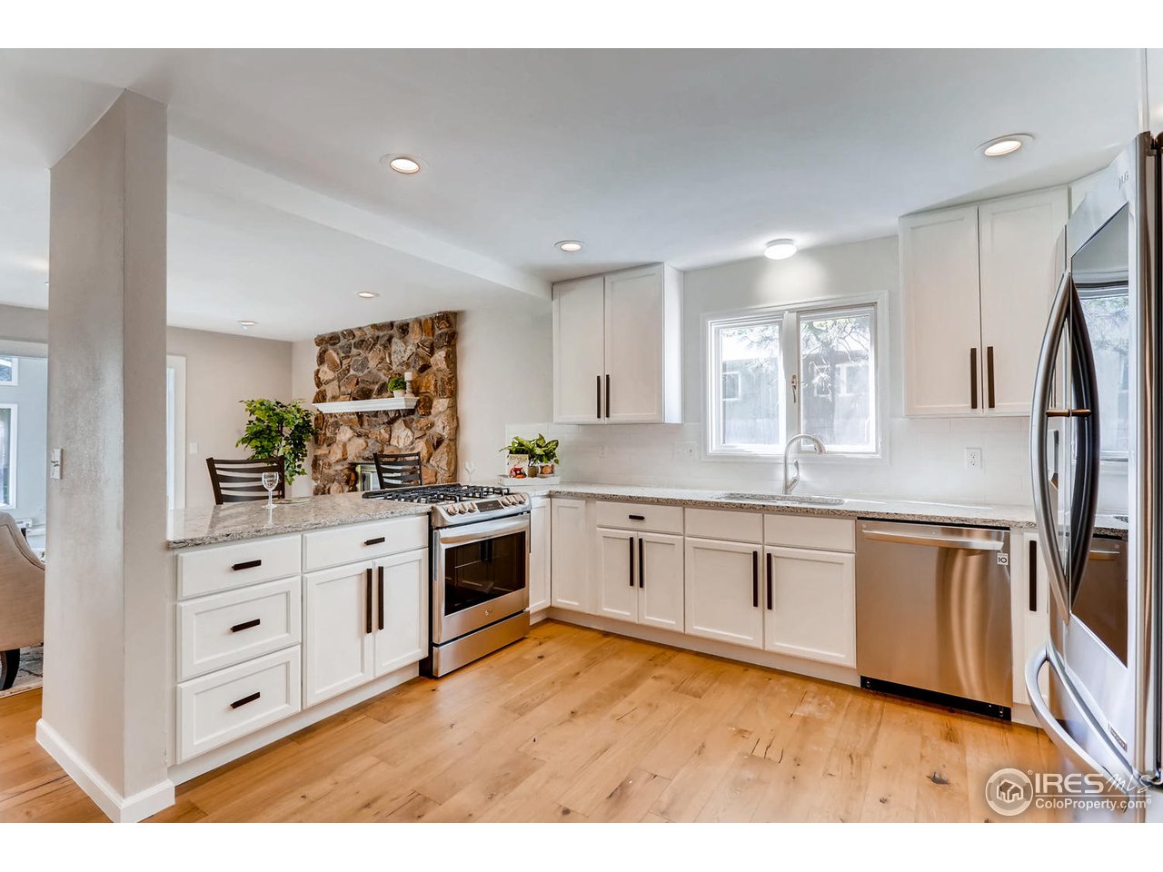 7348 Glacier View Road Longmont, CO 80503 - Photo 9 of 28 Gallery Image 9