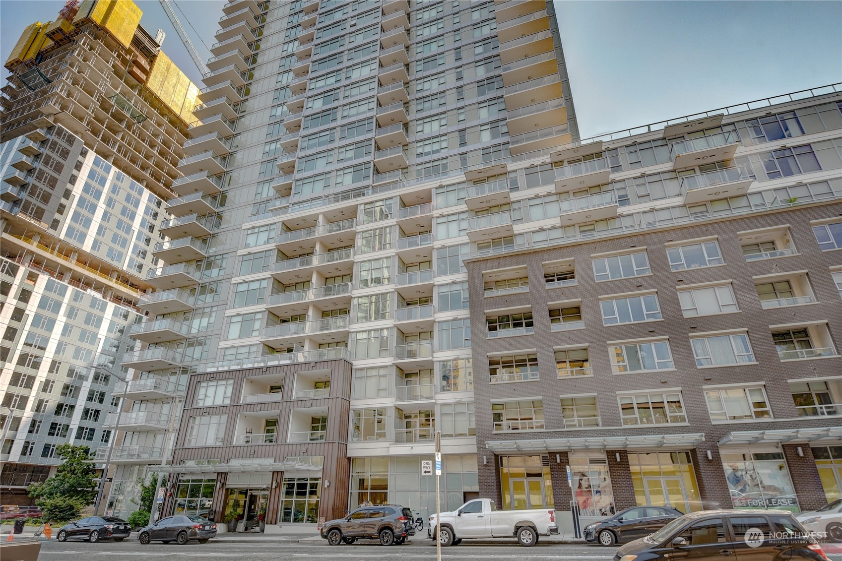 583 Battery Street, Unit 1601N Seattle, WA 98121 - Photo 11 of 27 a front view of a building