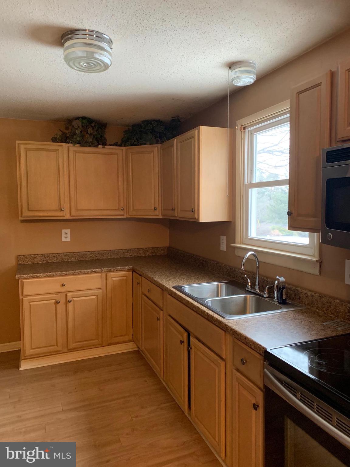 8517 Chestnut Grove Road Frederick, MD 21701 - Photo 2 of 3 Gallery Image 2