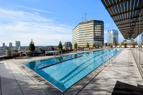 $2,158,000 | 682 Atlantic Avenue, Unit 37D, Boston, MA 02111