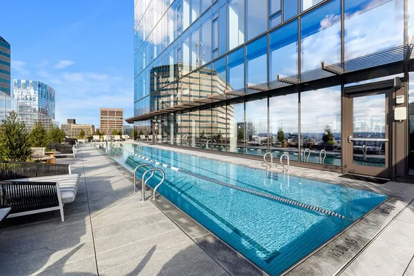 $2,158,000 | 682 Atlantic Avenue, Unit 37D, Boston, MA 02111