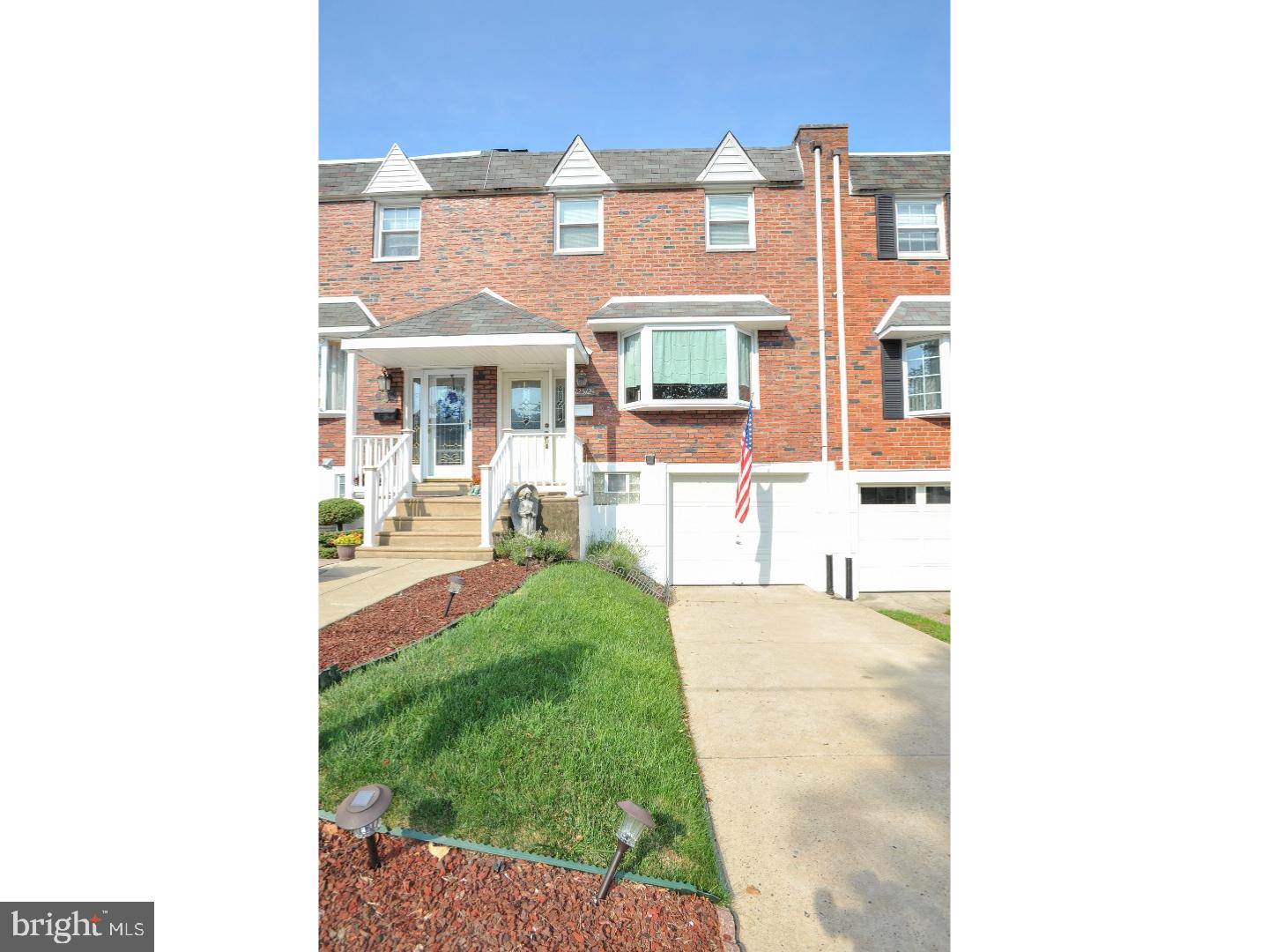 12512 Chilton Road Philadelphia, PA 19154 - Photo 2 of 24 Exterior Front