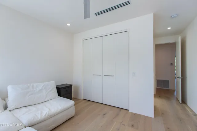 $11,000 | 4002 East Avalon Drive, Phoenix, AZ 85018