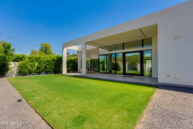 $11,000 | 4002 East Avalon Drive, Phoenix, AZ 85018