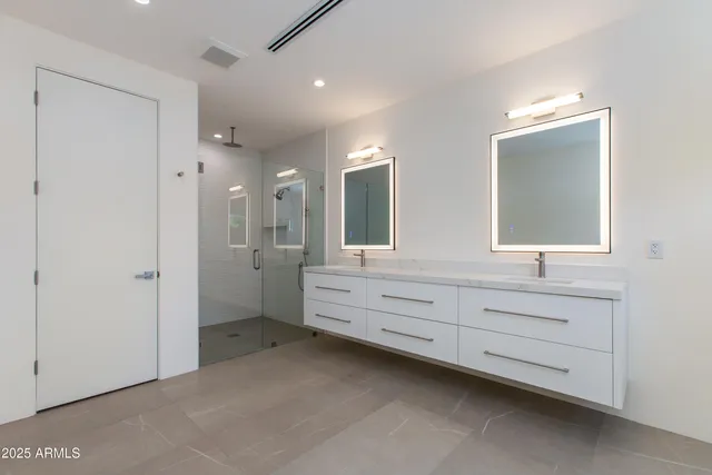 $11,000 | 4002 East Avalon Drive, Phoenix, AZ 85018