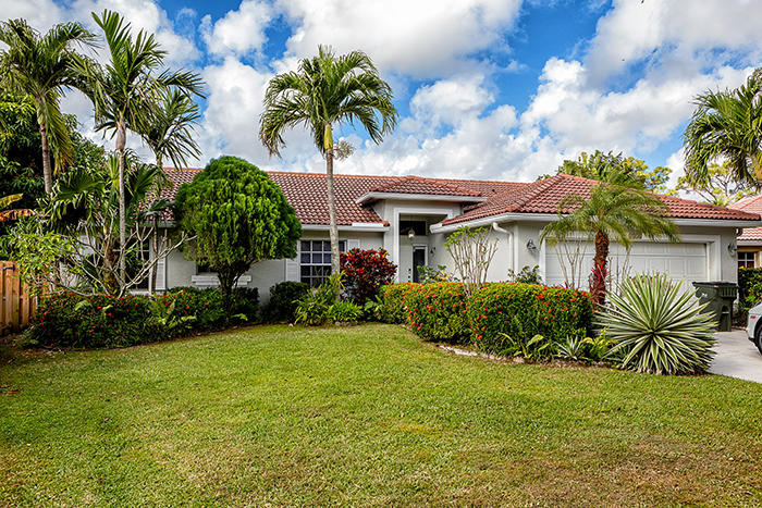 4836 South Lee Road Delray Beach, FL 33445 - Photo 1 of 87 IMG_1903