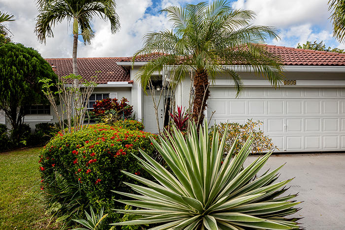 4836 South Lee Road Delray Beach, FL 33445 - Photo 4 of 87 IMG_1908