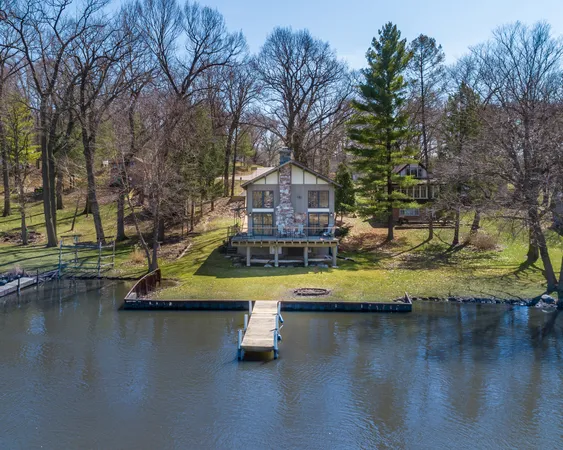 $2,600 | 2712 Ridge Avenue, Algonquin, IL 60102