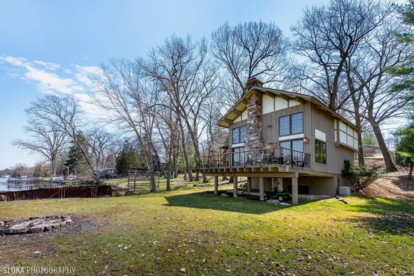 $2,600 | 2712 Ridge Avenue, Algonquin, IL 60102