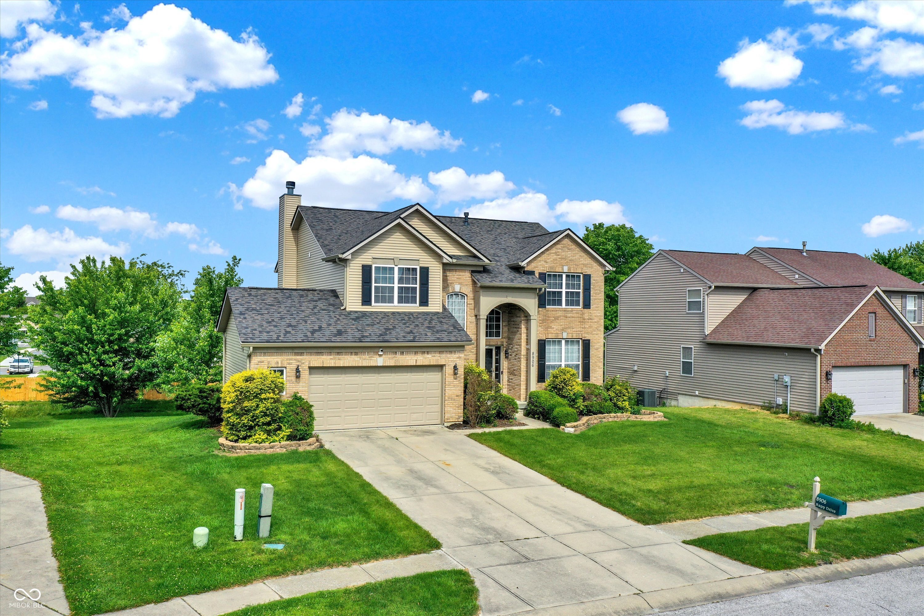 8906 Rapp Drive Indianapolis, IN 46237 - Photo 2 of 50 Gallery Image 2