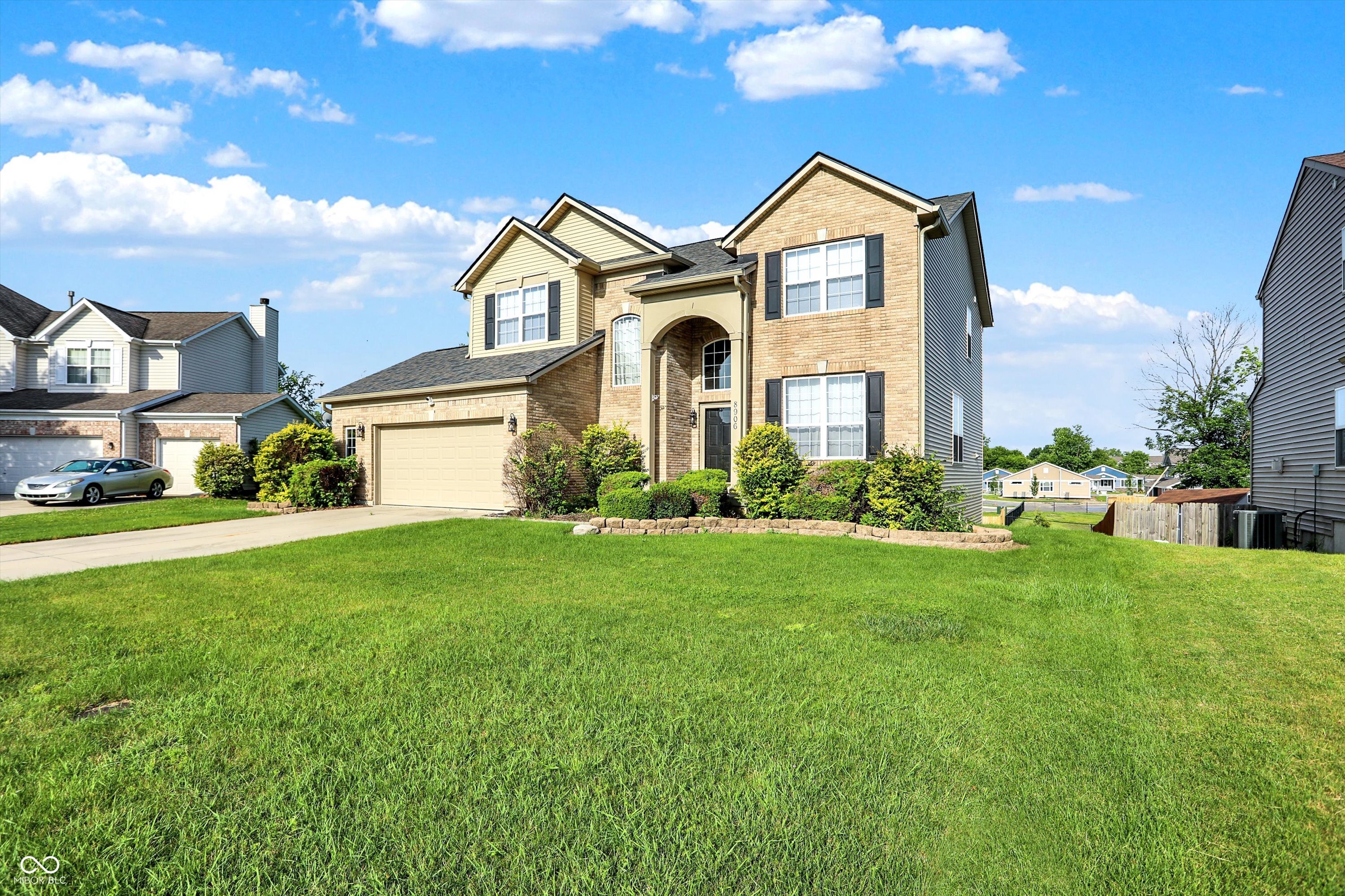 8906 Rapp Drive Indianapolis, IN 46237 - Photo 4 of 50 Gallery Image 4