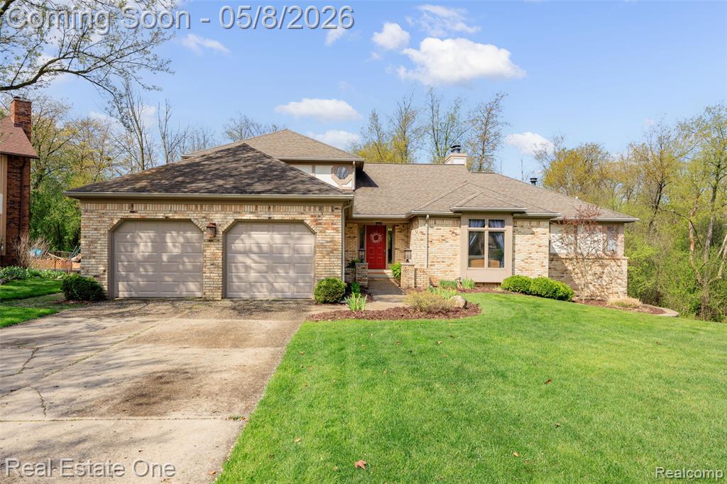 2527 Munster Road Rochester Hills, MI 48309 - Photo 1 of 49 Gallery Image 1