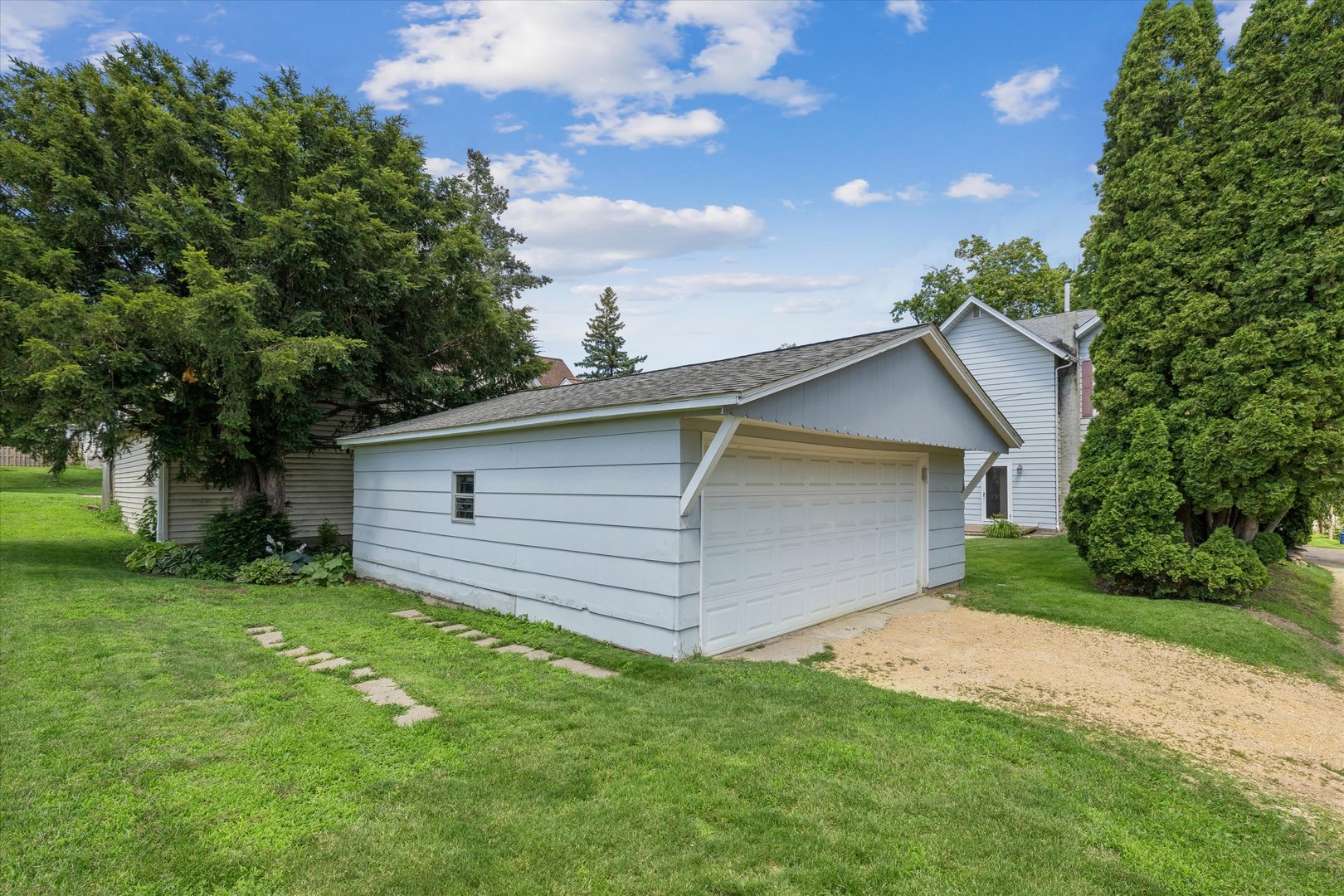 1208 South 7th Street Clinton, IA 52732 - Photo 6 of 40