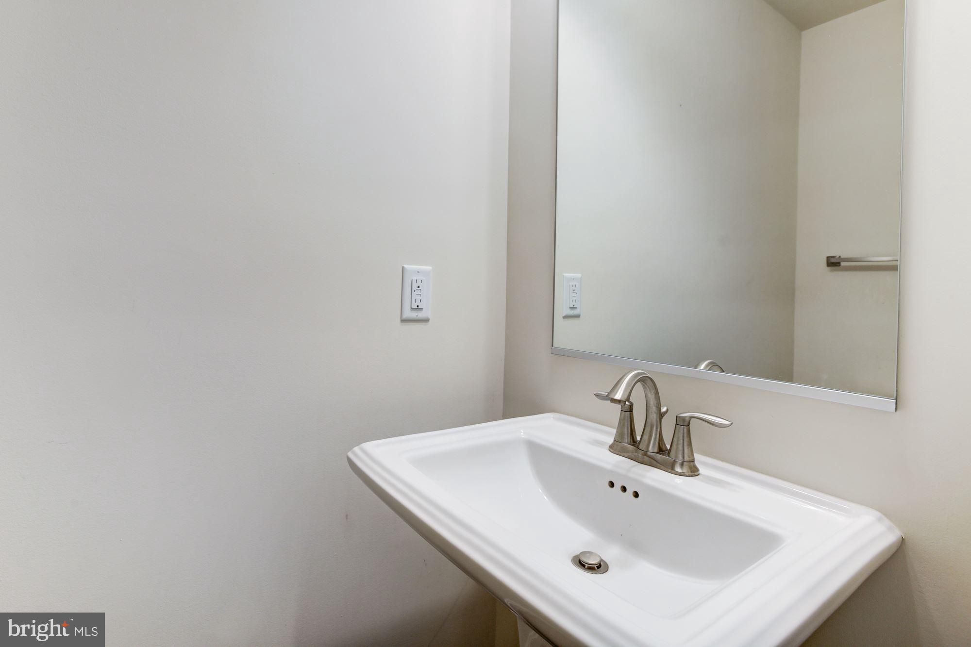 2071 Case Road Baltimore, MD 21222 - Photo 14 of 61 Powder Room