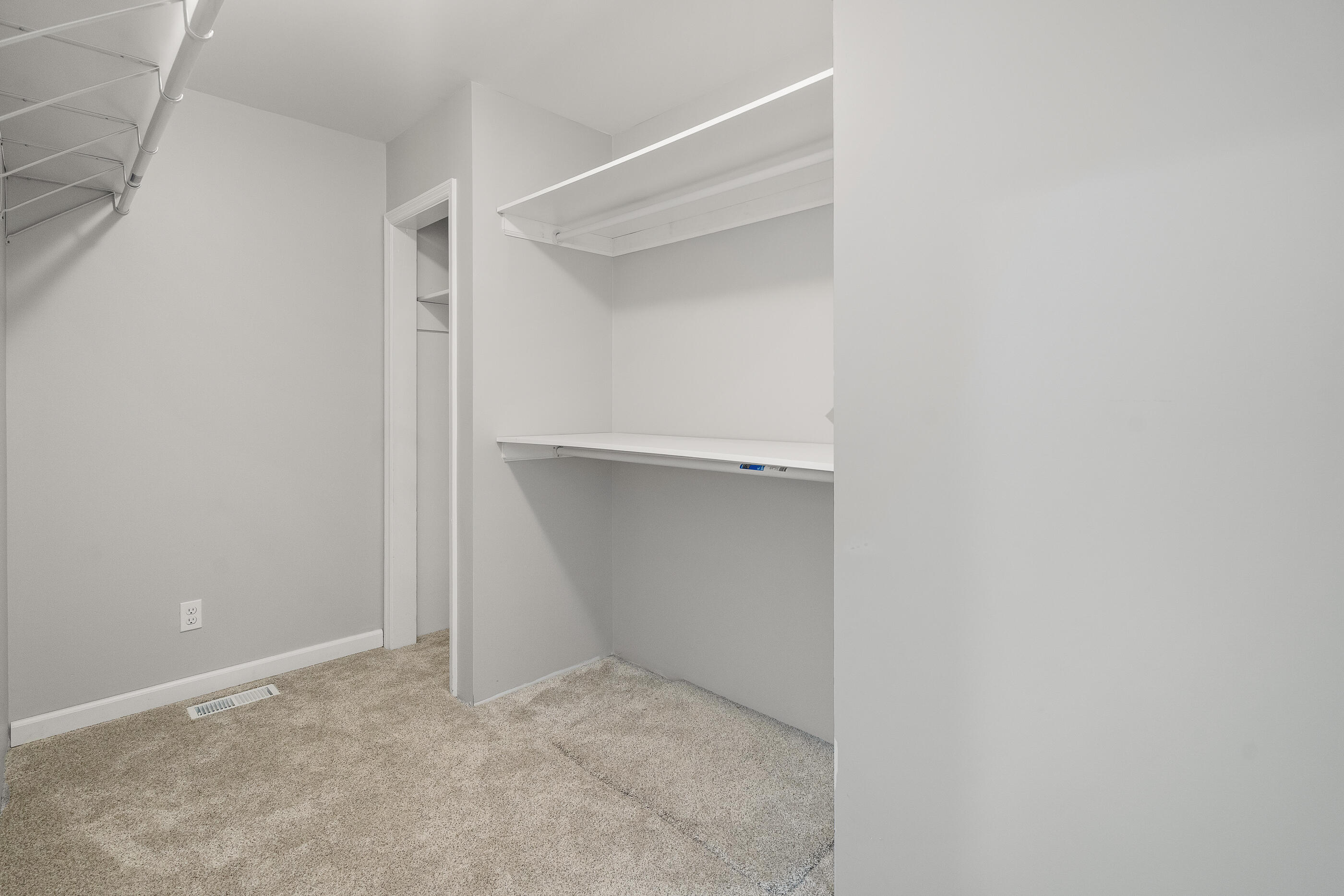 451 Castle Road Dalton, GA 30720 - Photo 37 of 78 451CastleRd-36