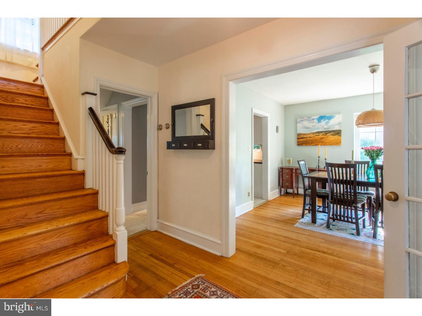 216 Hewett Road Wyncote, PA 19095 - Photo 8 of 24 Foyer