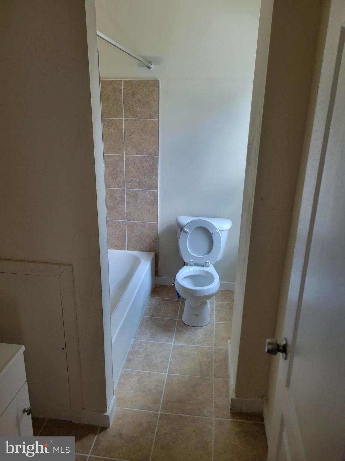 430 High Street Philadelphia, PA 19144 - Photo 5 of 5 a bathroom with a toilet and a shower