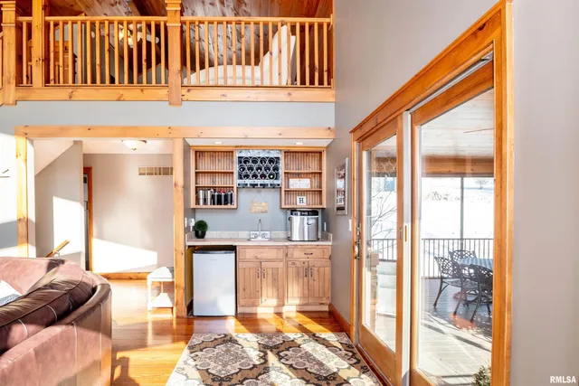 $850,000 | 110 Birch Court, Dahinda, IL 61428