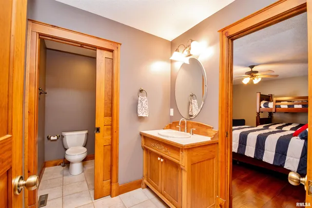 $850,000 | 110 Birch Court, Dahinda, IL 61428