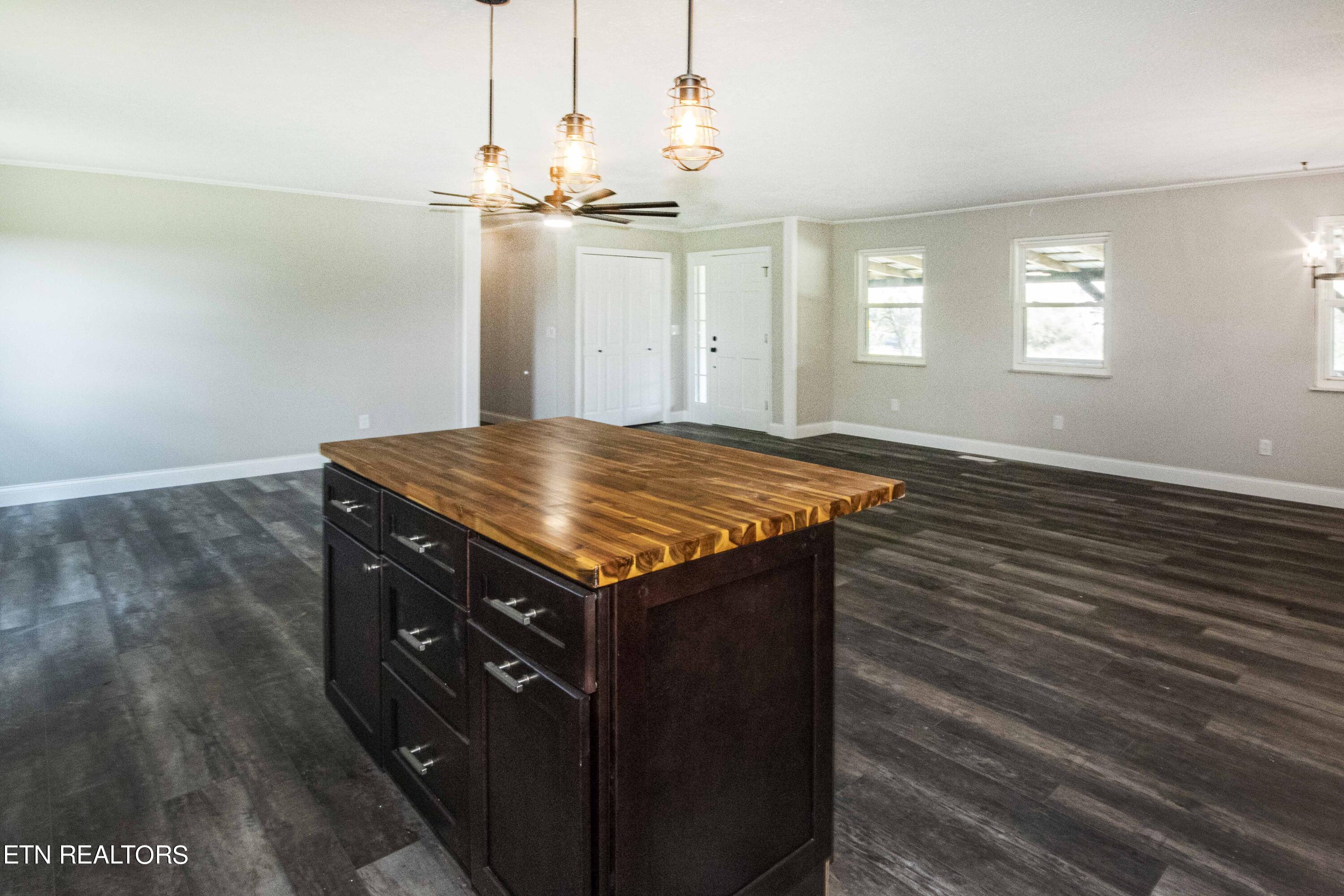 2453 Oakland Road Sweetwater, TN 37874 - Photo 38 of 54 v19a7879