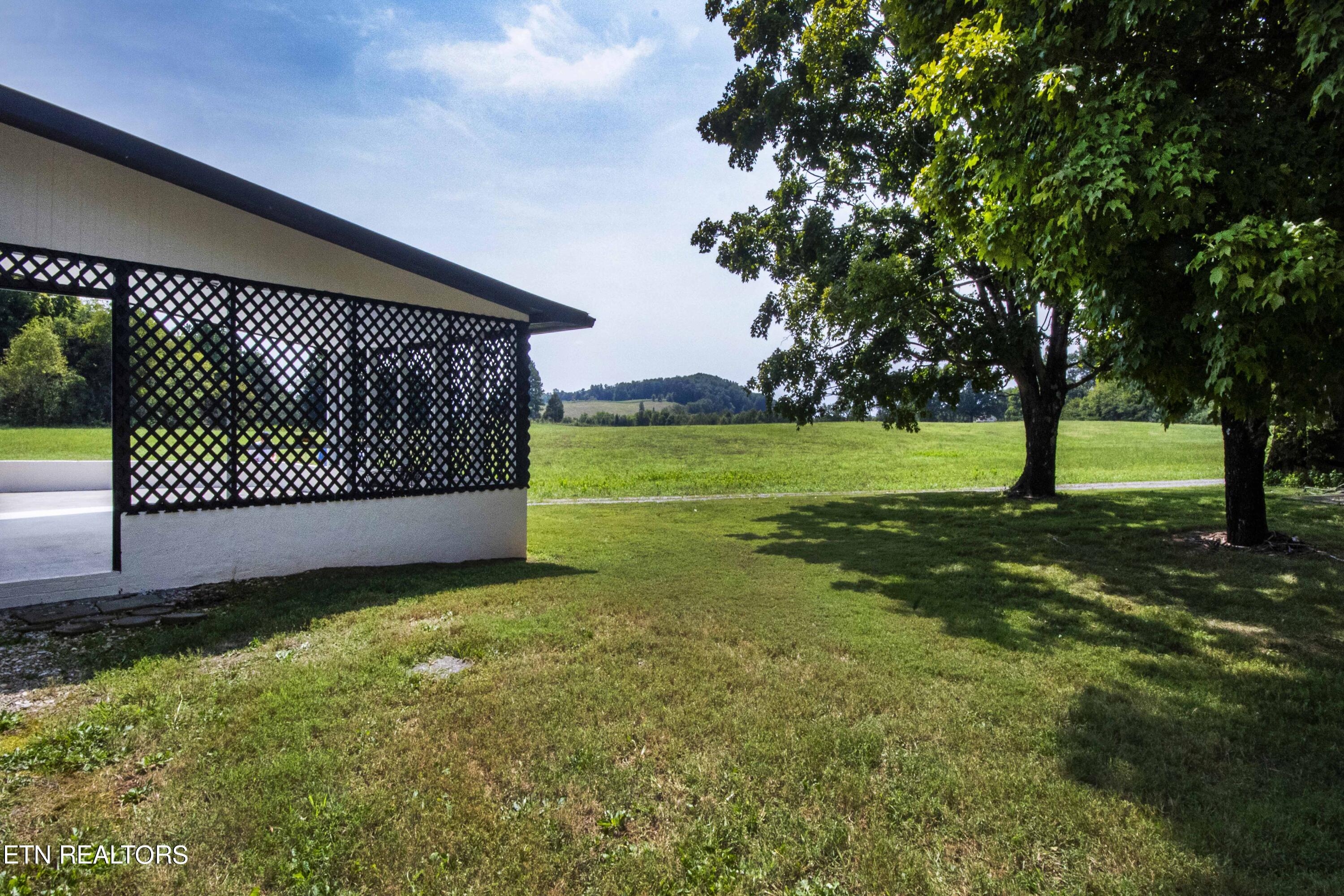 2453 Oakland Road Sweetwater, TN 37874 - Photo 54 of 54 v19a7905