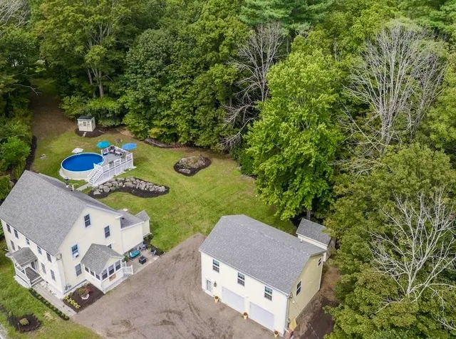 $948,000 | 105 Brentwood Road, Exeter, NH 03833
