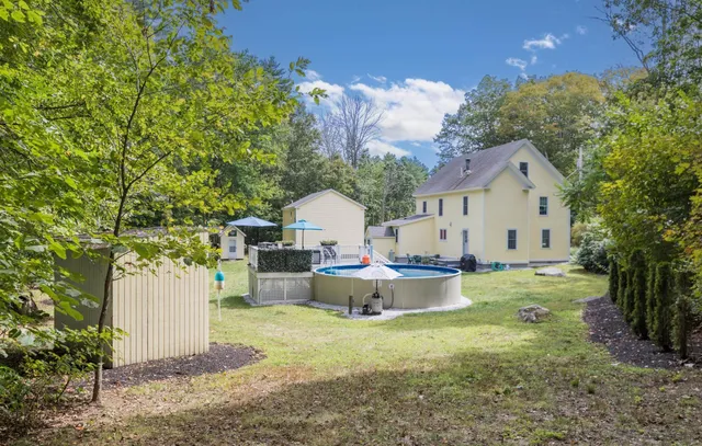 $948,000 | 105 Brentwood Road, Exeter, NH 03833