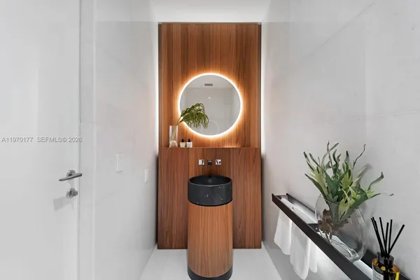 a close view of door lock